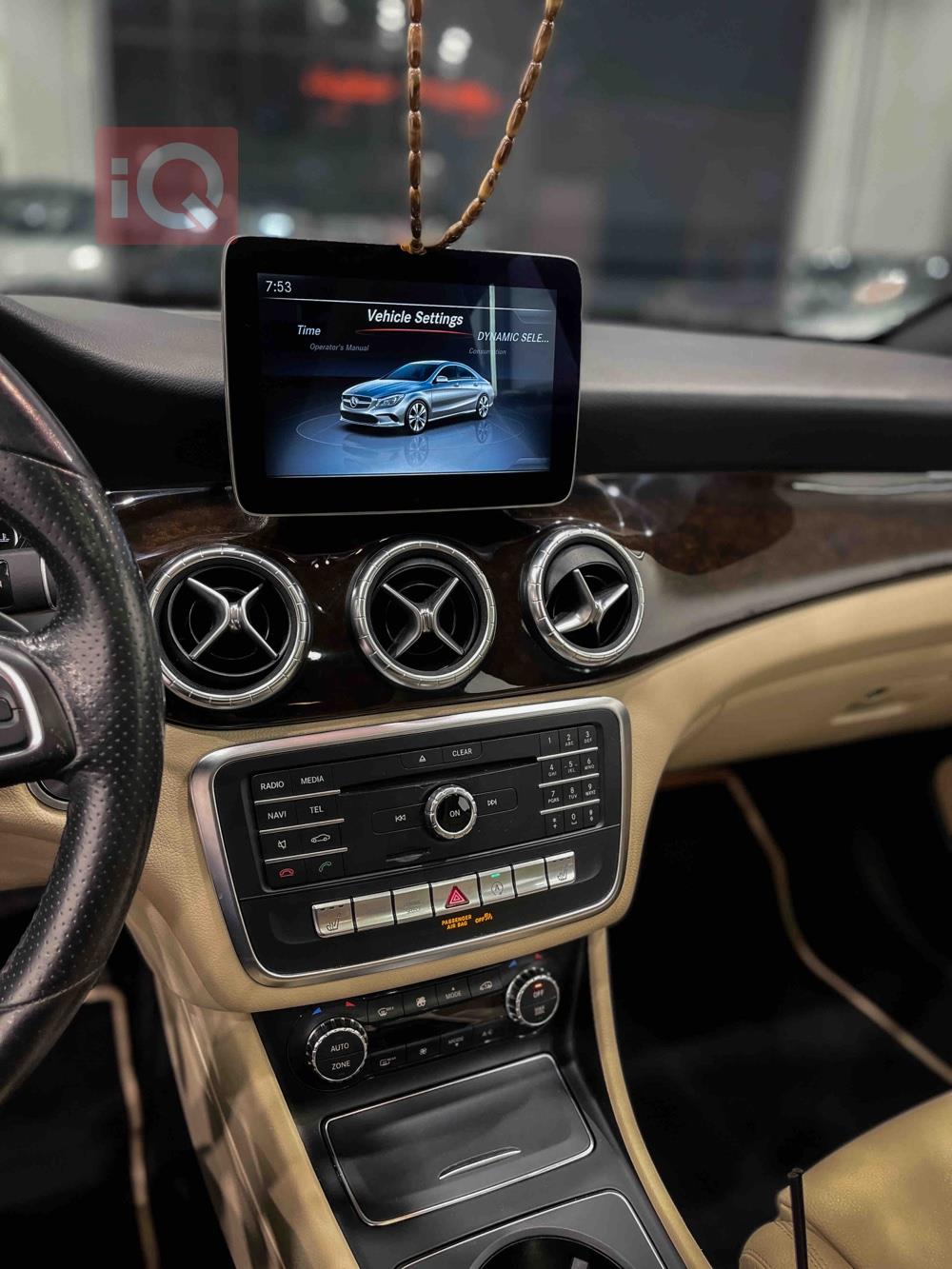 Mercedes-Benz CLA